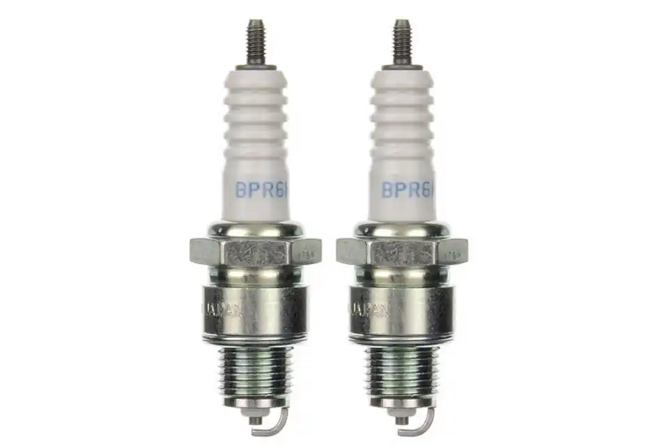 2x Zündkerze BPR6HS Zündkerzen Set 2 Stück für Motorrad / Roller / Scooter Nur Heute