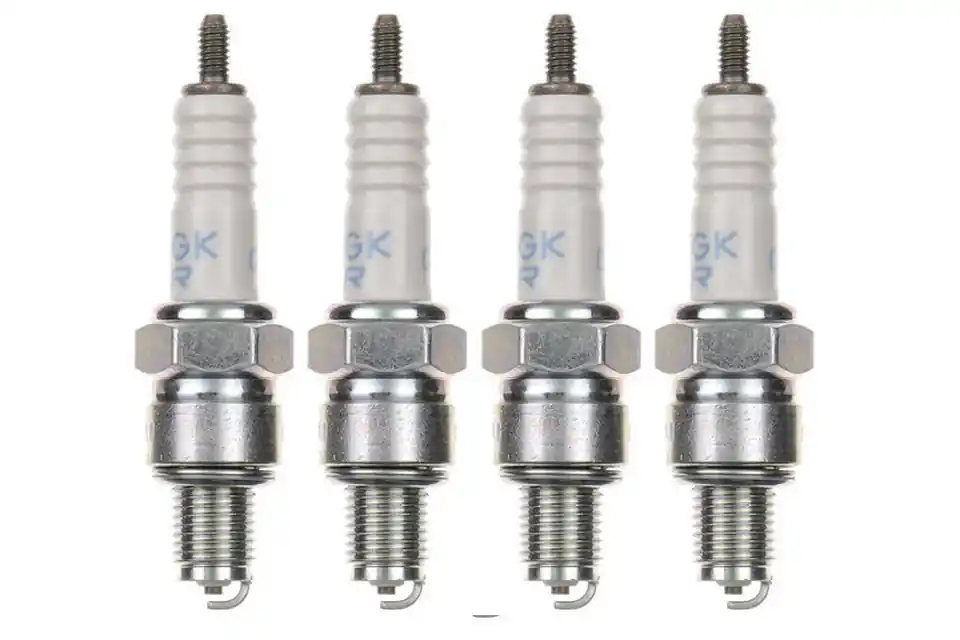 4x Zündkerze CR6HS Zündkerzen Set 4 Stück für Motorrad / Roller / Scooter Beliebt