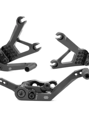 Gilles Fußrastenanlage AS31GT3 NUR RENNSTRECKE verstellbar passend für Yamaha YZF-R1 / M - Modelle Neu